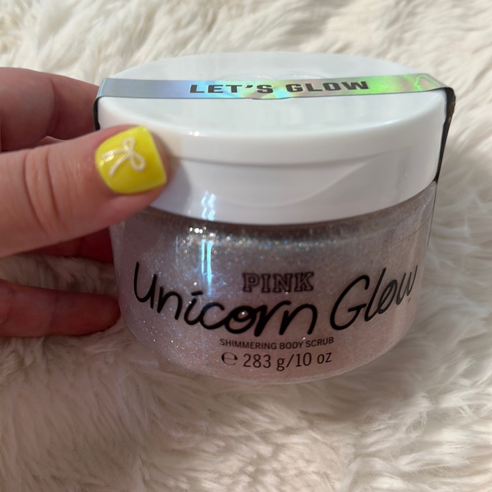 NWT PINK unicorn glow shimmering body scrub 💕